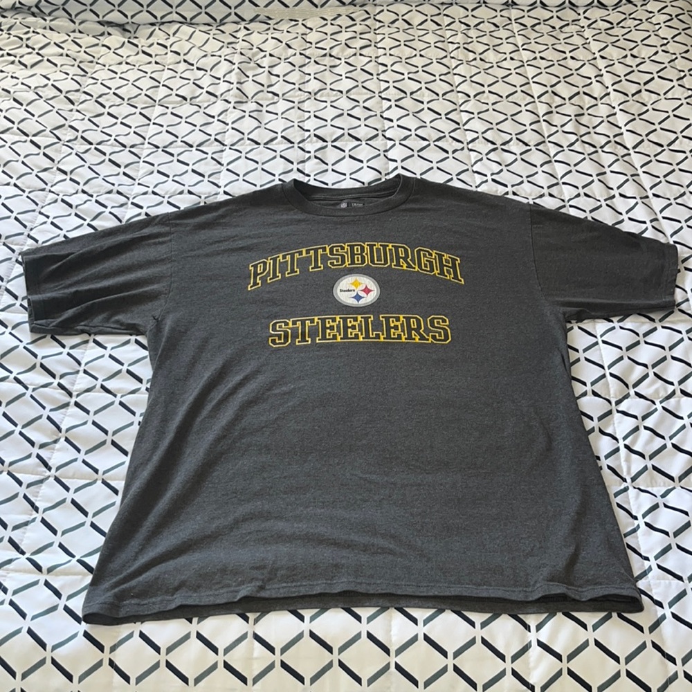 Pittsburgh Steelers Team Store T-Shirt